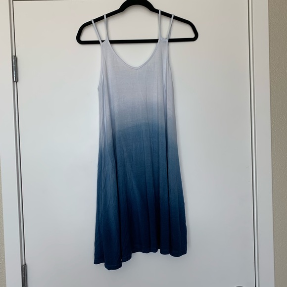 Lucy & Laurel Other - Lucy & Laurel ombré cover up dress
